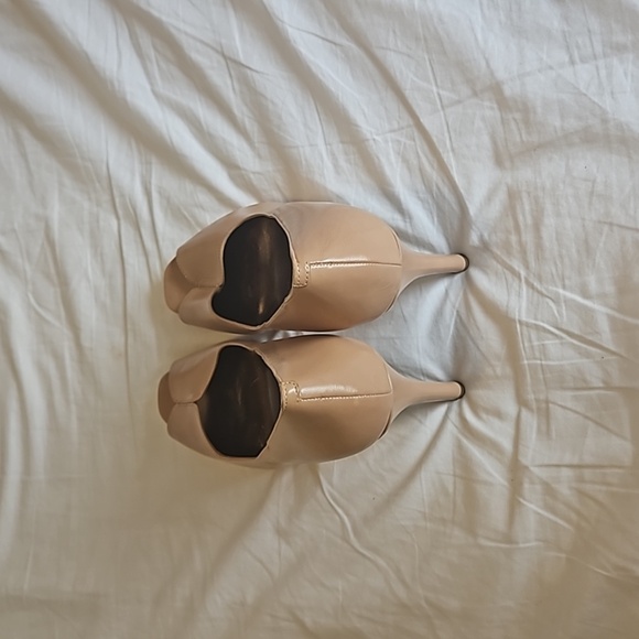 Nine West Nude Peep Toe Heels Size 10 - Picture 3 of 6